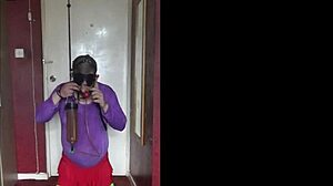 Video amator de pipi făcut acasă cu un travestit care iubește să ceară mai mult