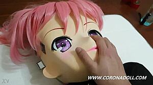 Jojos在Kigurumi和面具中自慰和玩娃娃