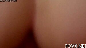 סרטון מפנק של נערה מהממת שמציעה בלואג'וב מפנק