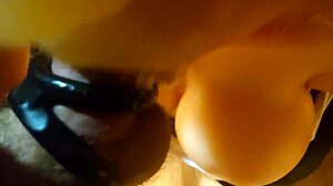 Göğüslü seks bebeklerinin oral zevk aldığı POV videosu